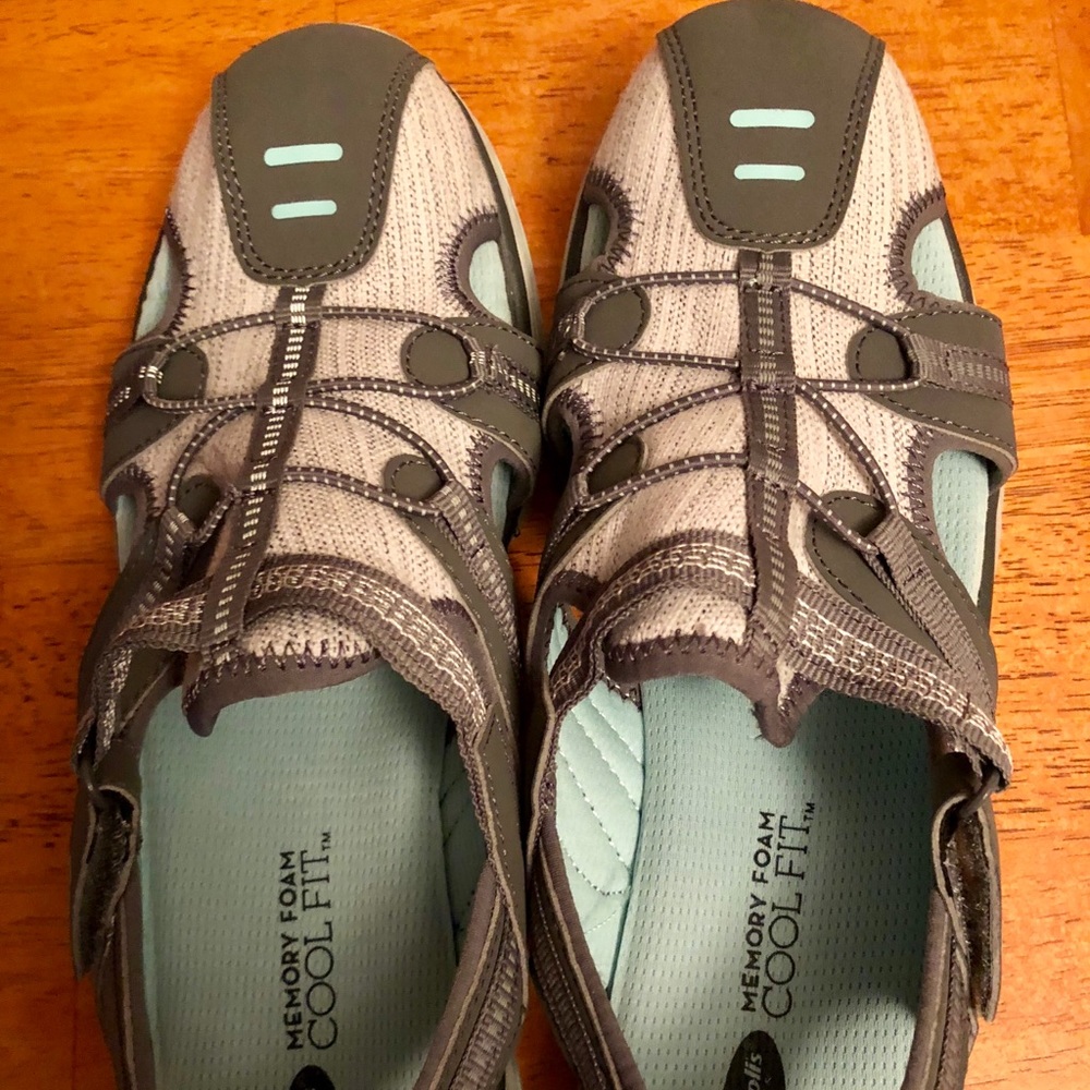 NWOT Dr. Scholl’s CoolFit Sandals size 9